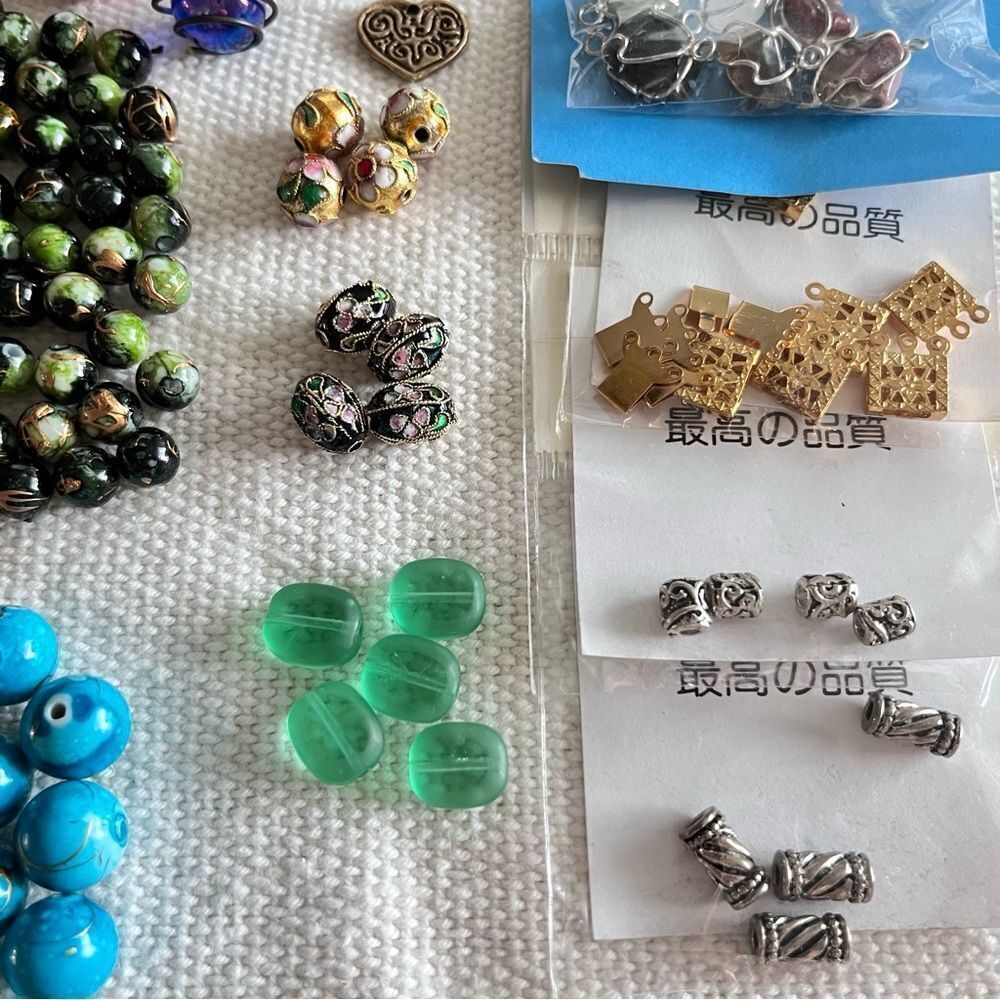 Chinese Beads & Findings Jewelry Supplies Lot - Picture 6 of 7
